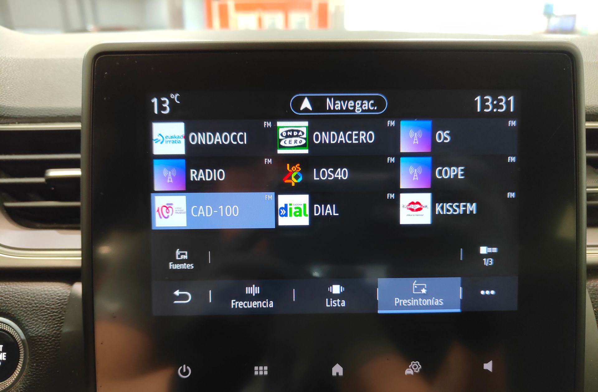 Renault Captur Zen TCe - foto 31