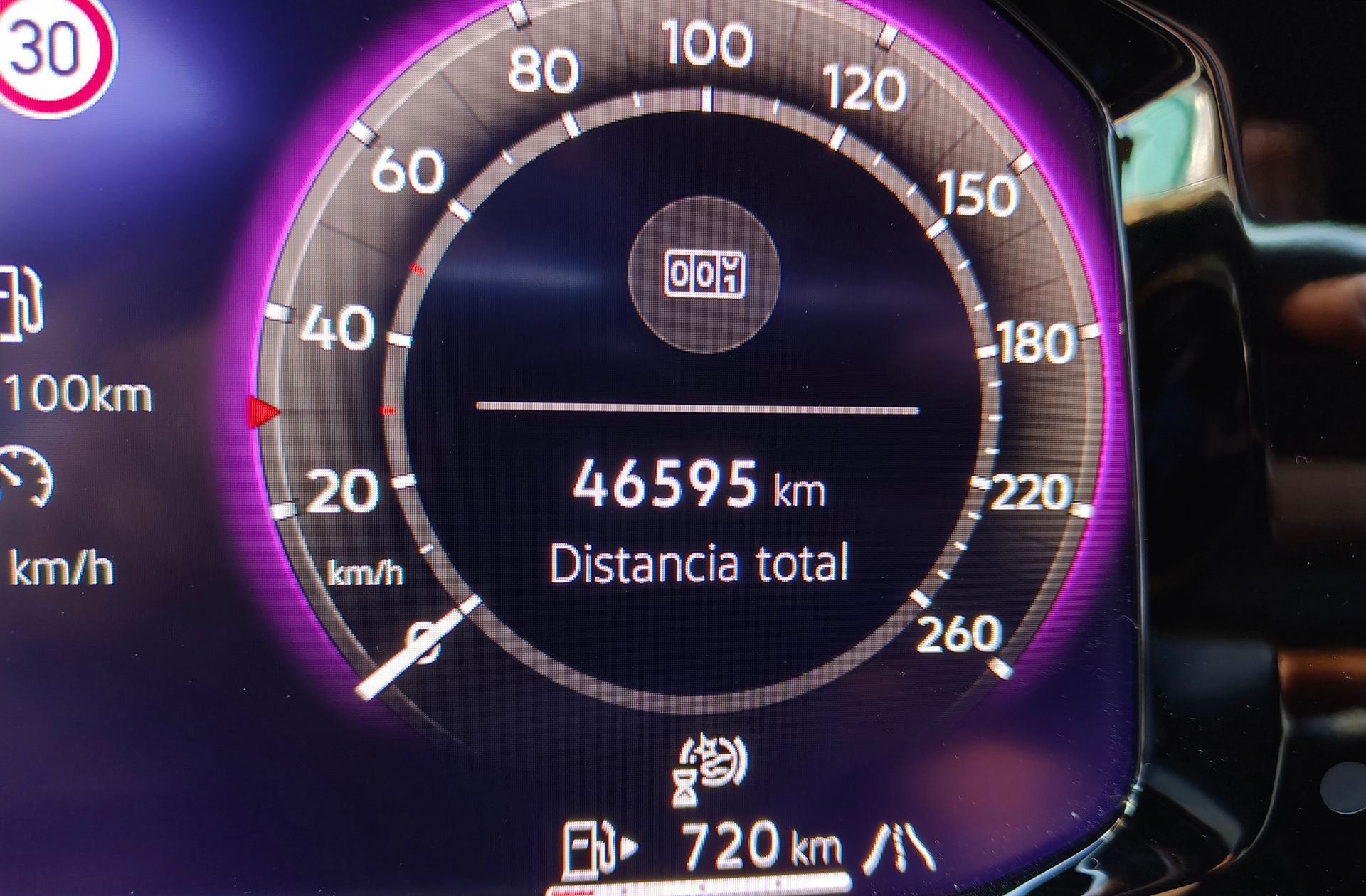 Volkswagen Golf R-Line 2.0 TDI DSG - foto 12