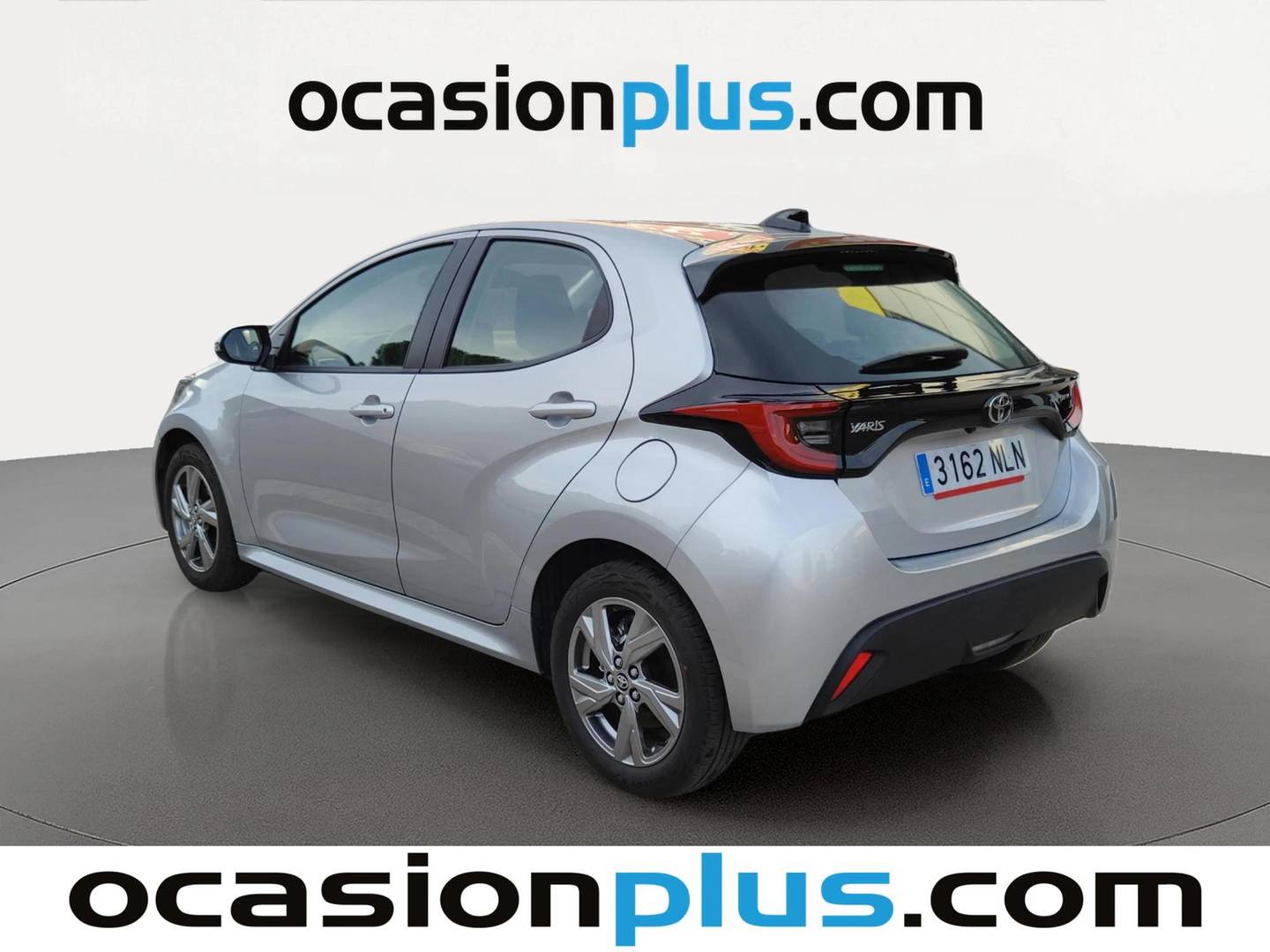 Foto trasera Toyota Yaris Toyota Yaris 120H Active Plus (116 CV) izquierda