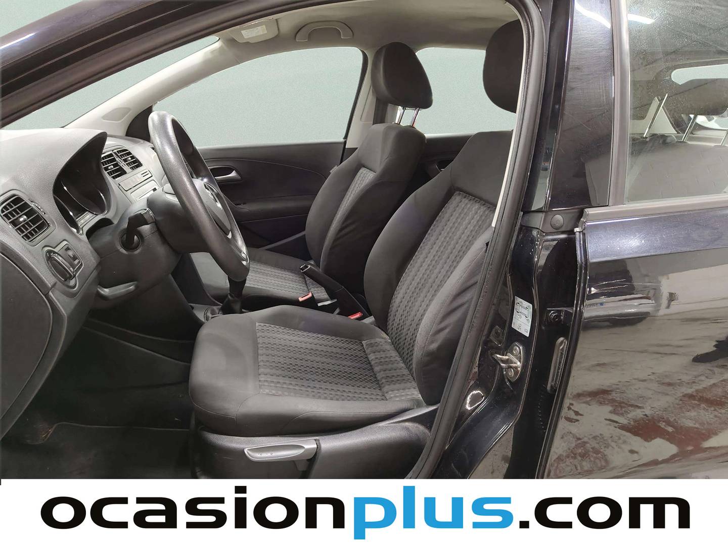 Foto asientos delanteros Volkswagen Polo Volkswagen Polo Edition 1.0 BMT (60 CV)