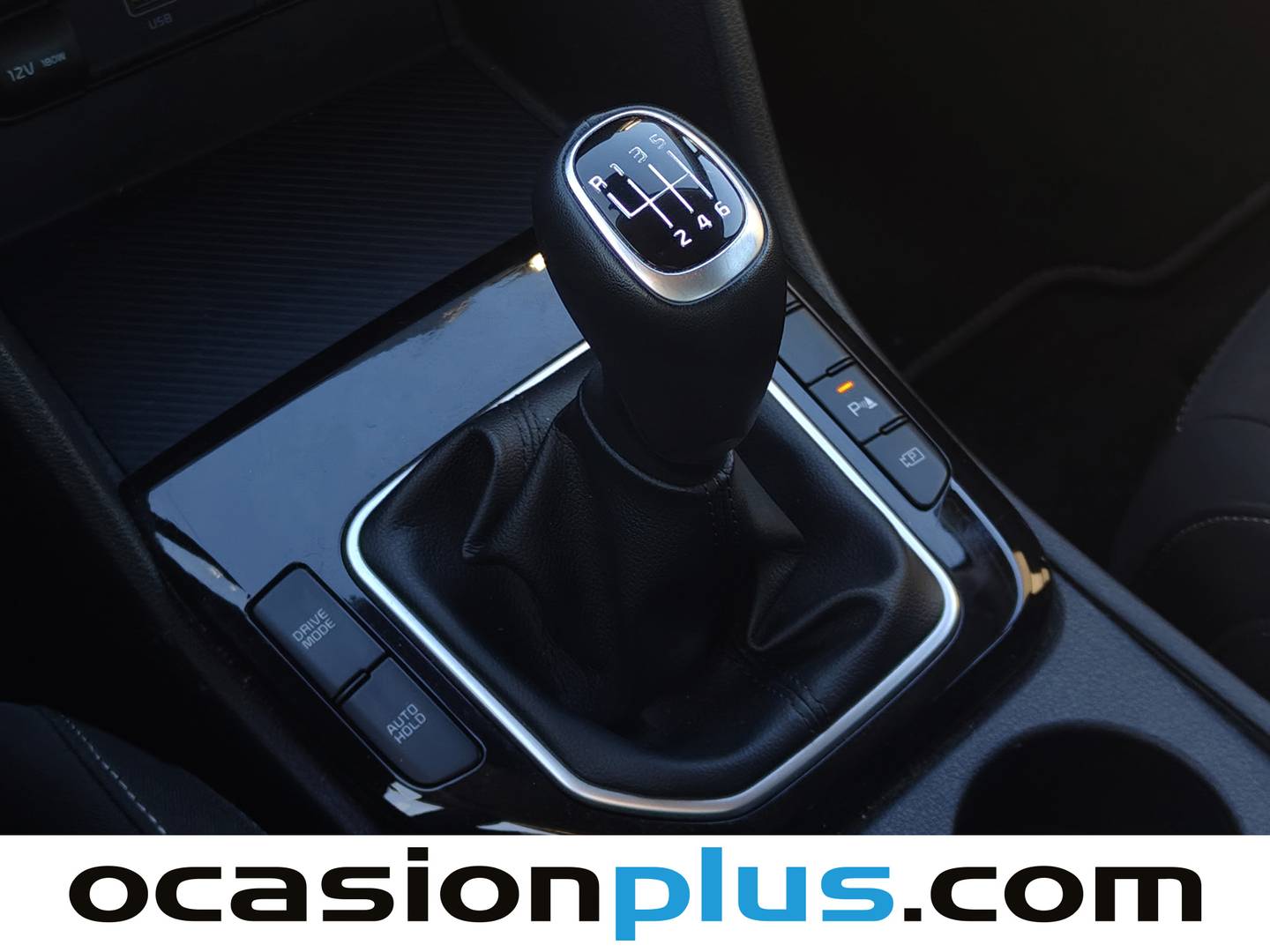 Foto KIA Sportage Kia Sportage 1.6 CRDi MHEV Business 4x2 (136 CV)