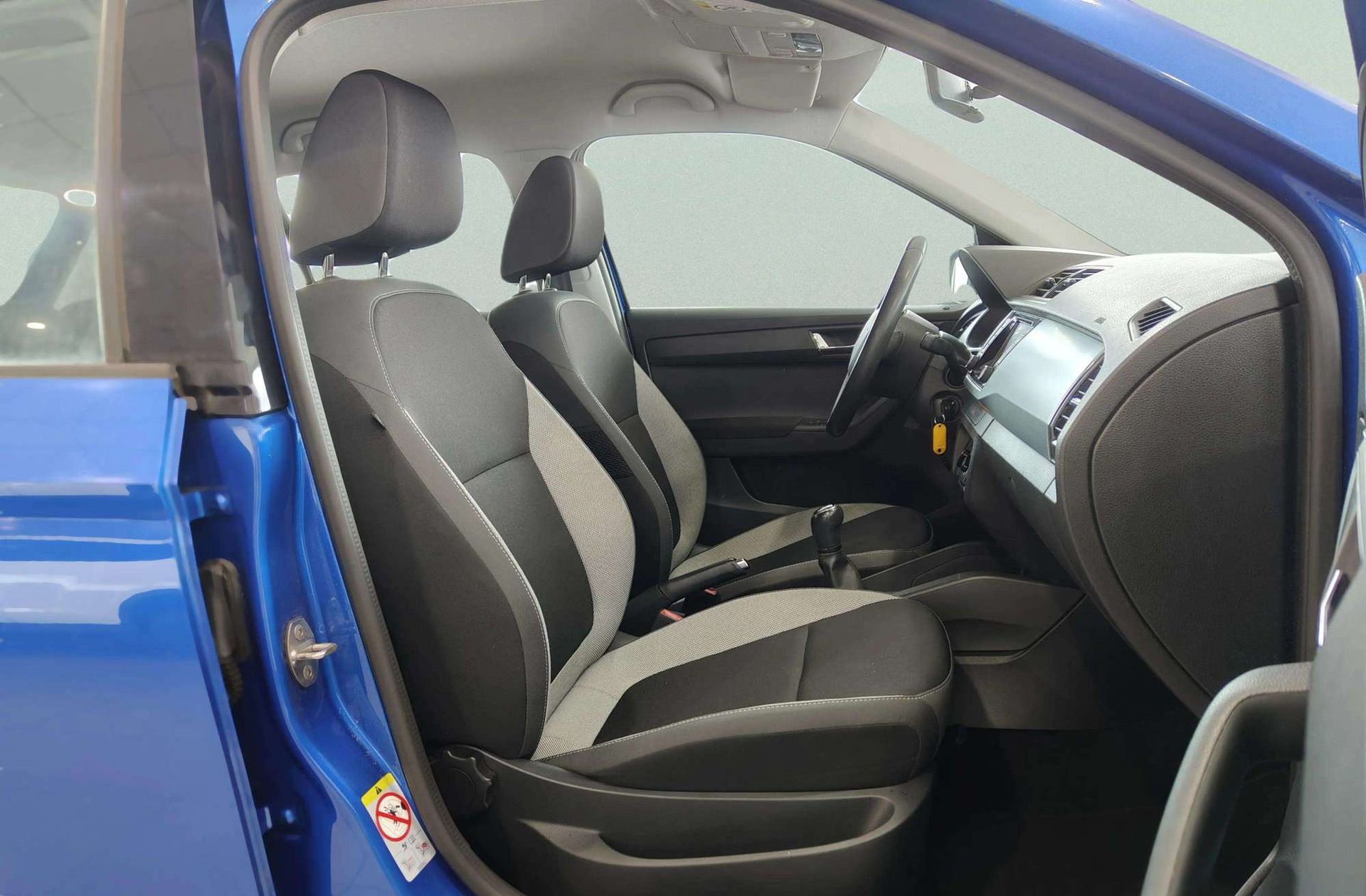 Škoda Fabia 1.0 TSI Like - foto 15