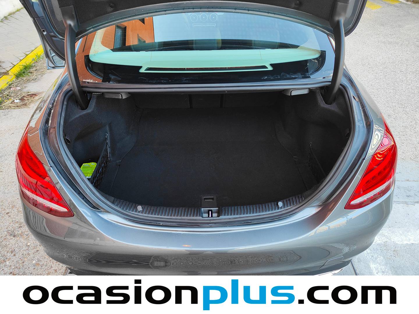 Fotos maletero Mercedes Clase C Mercedes-Benz Clase C 200 (184 CV)