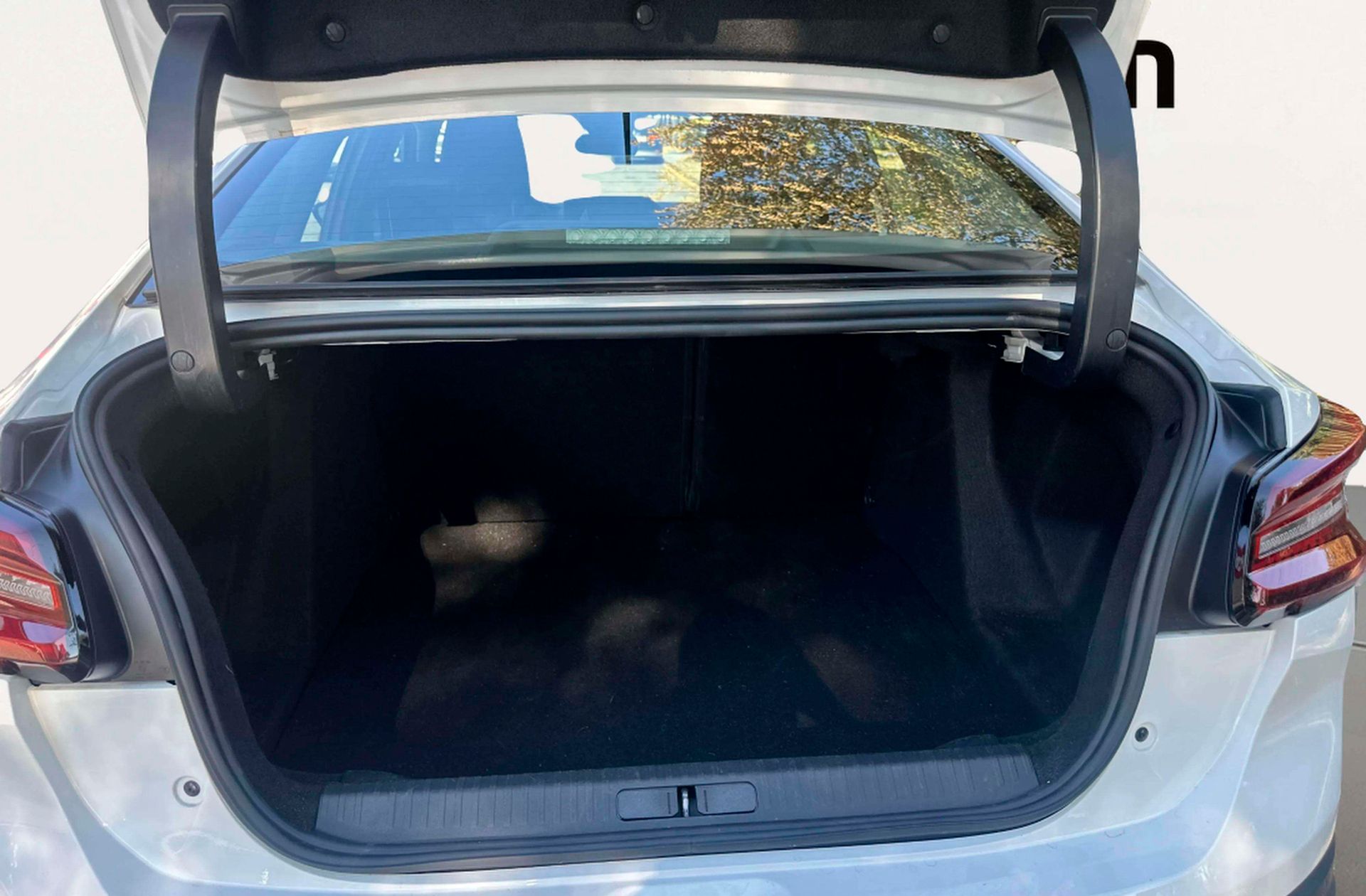 Citroën C4 X Hybrid 136 e-DCS6 Plus - foto 16