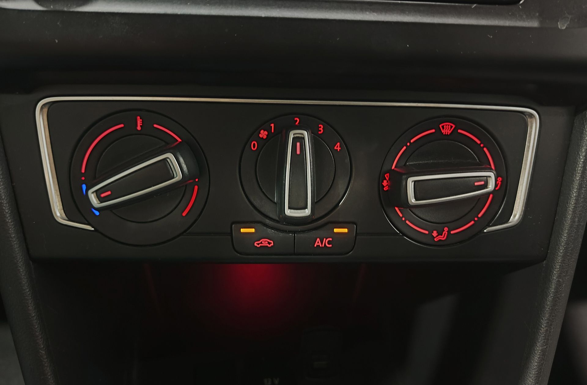 Volkswagen Polo Advance 1.0 - foto 23
