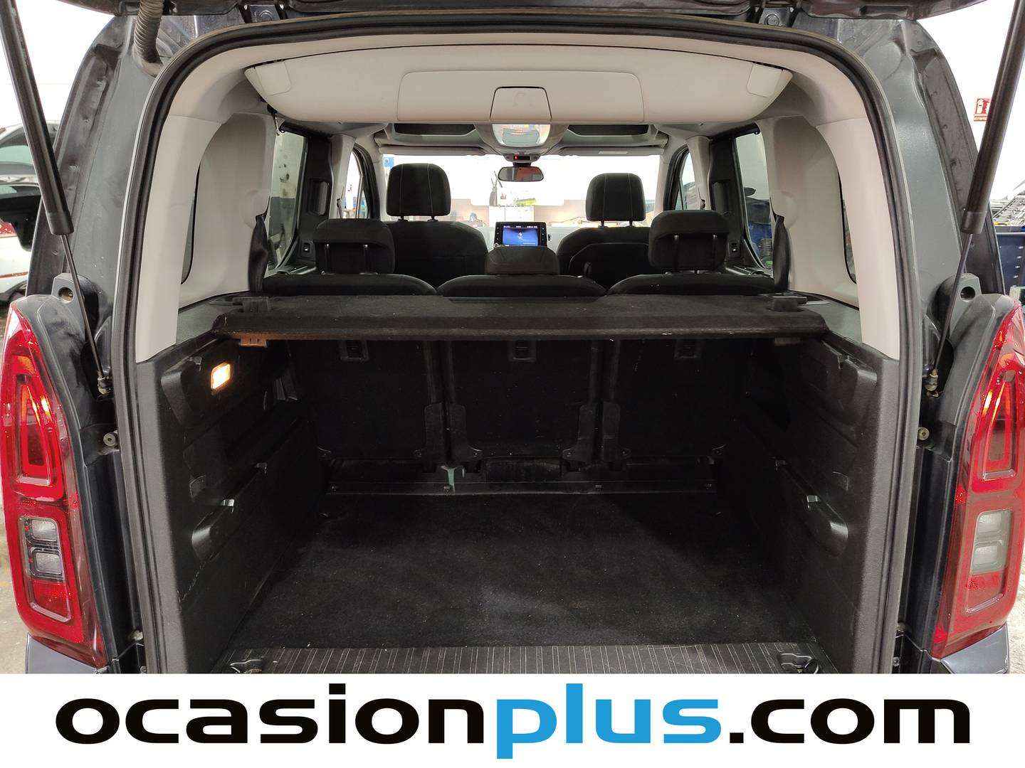 Fotos maletero Toyota Proace City Verso Toyota Proace City Verso 1.2 Family Advance Auto L1 5 Plazas (131 CV)