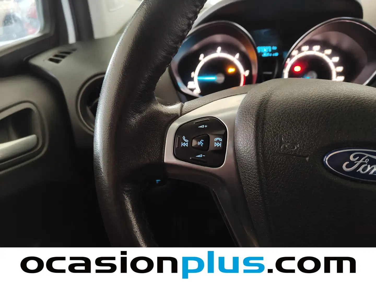 Foto Ford Tourneo Courier Ford Tourneo Courier 1.5 TDCi Titanium (100 CV)