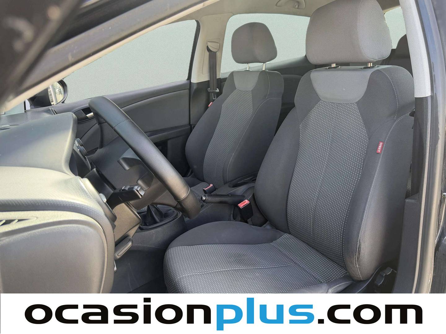 Foto asientos delanteros Seat León Seat León 1.6 TDI Reference (105 CV)
