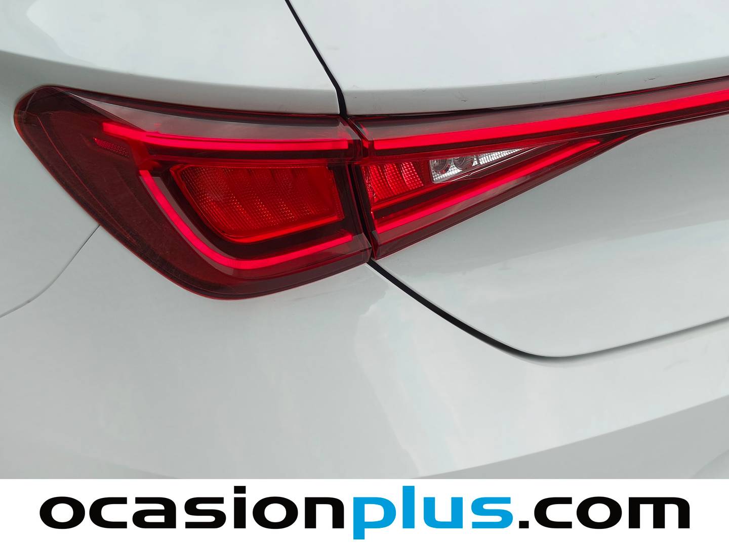 Seat León Seat León 1.5 TSI S&S FR 25 Aniversario (116 CV) seminuevo