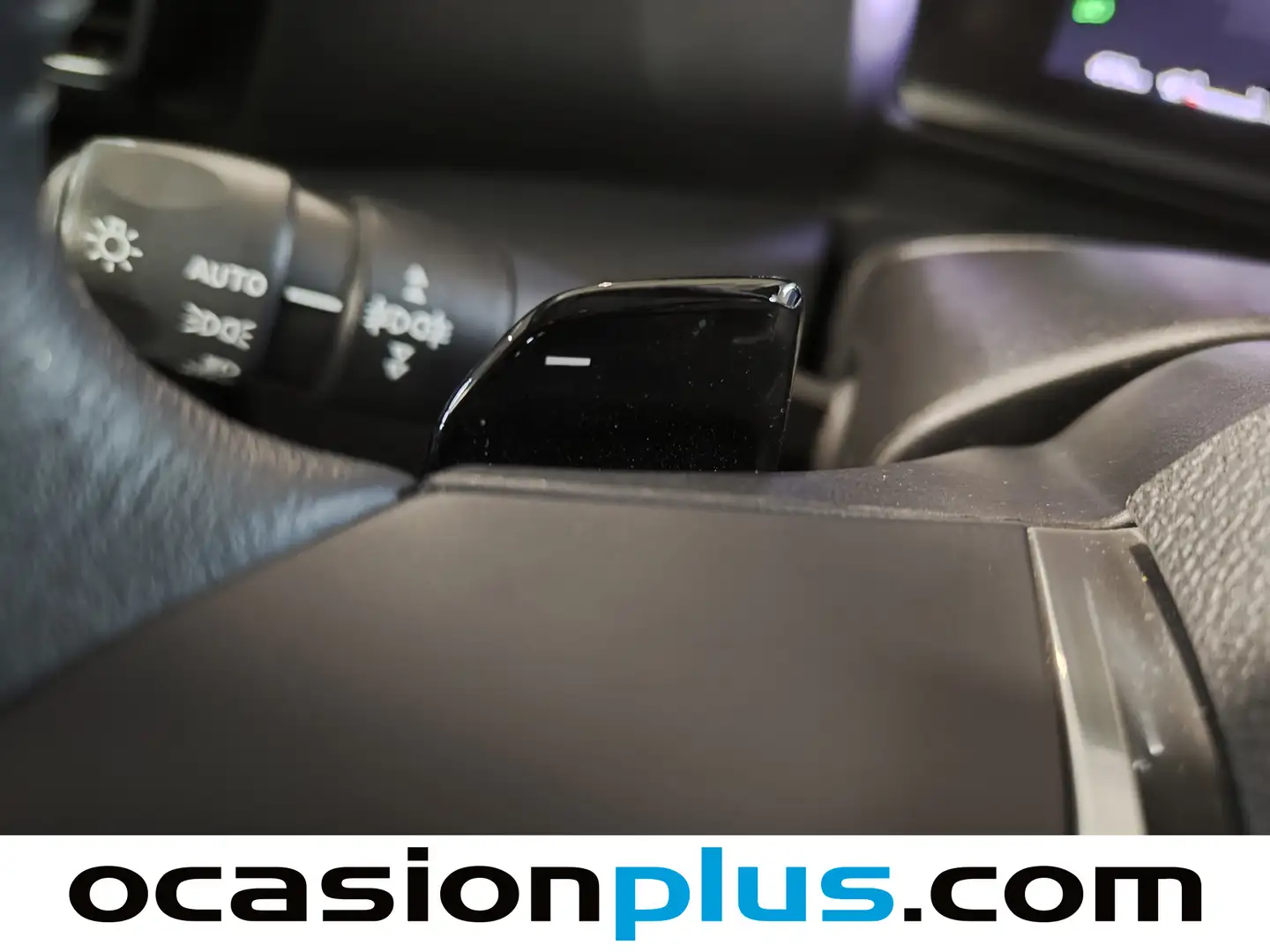 Foto Citroën C4 Citroen C4 Hybrid 136 Plus e-DCS6 (136 CV)