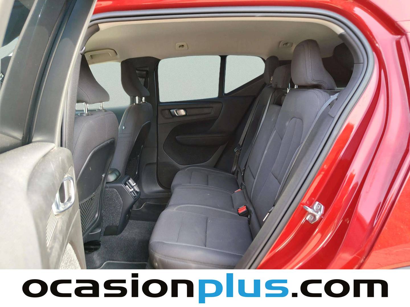 Foto asientos traseros Volvo XC40 Volvo XC40 T3 Momentum Auto (163 CV)