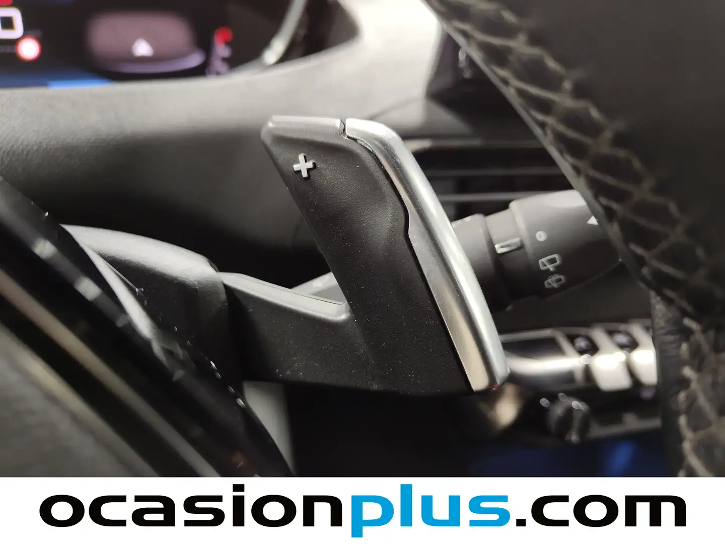 Foto Peugeot 5008 Peugeot 5008 PureTech 130 S&S Allure Pack EAT8 (130 CV)