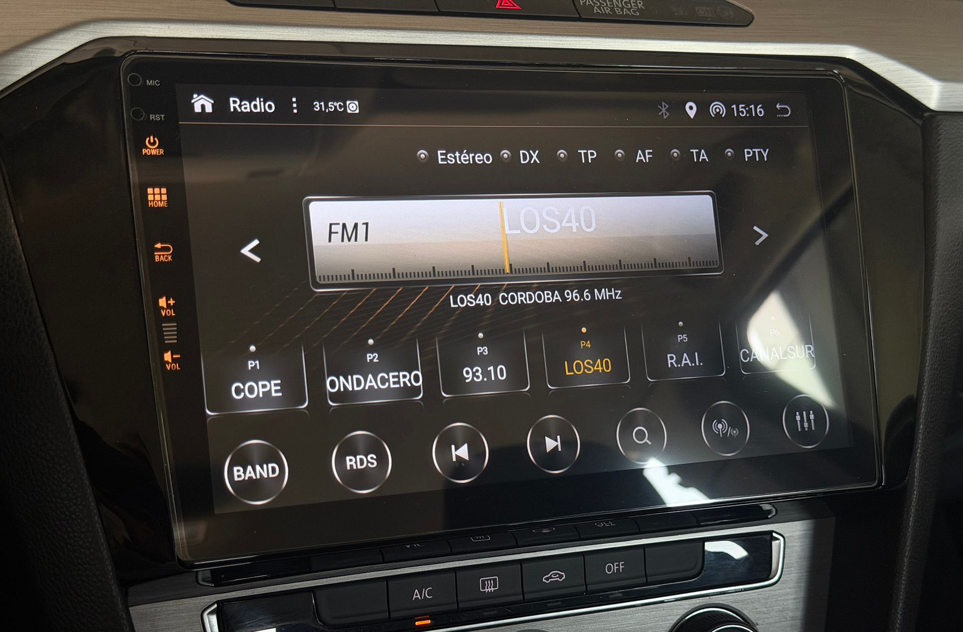 Volkswagen Passat Variant Edition 1.6 TDI BMT - foto 36