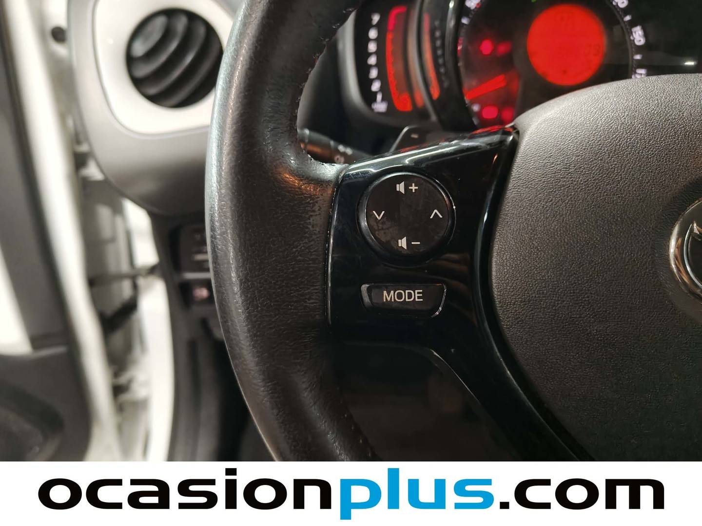 Toyota Aygo Toyota Aygo 1.0 70 x-play (72 CV) de ocasión