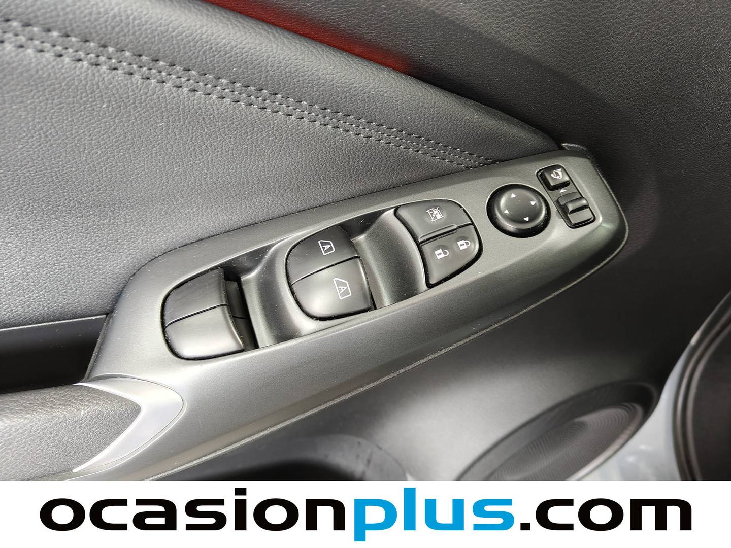 Foto Nissan JUKE Nissan Juke DIG-T N-Connecta 4x2 (114 CV)