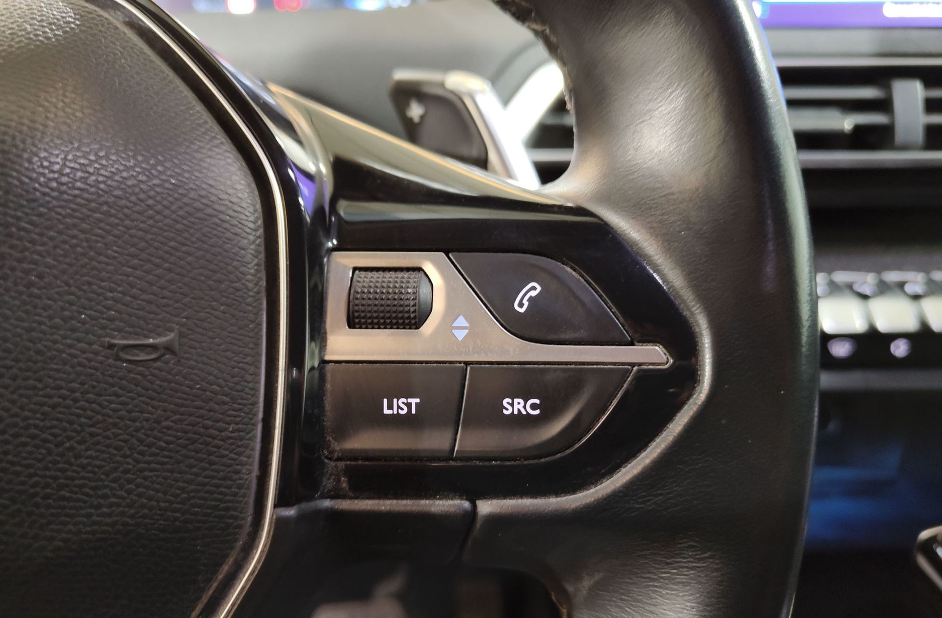 Peugeot 5008 BlueHDi 120 Allure EAT6 7 plazas - foto 25