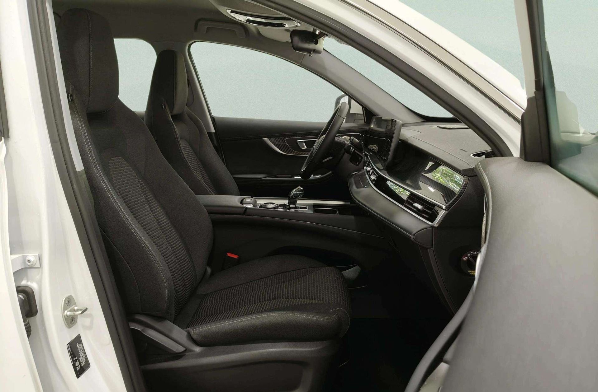 Ebro s700 1.6 T-GDi Comfort DCT - foto 18