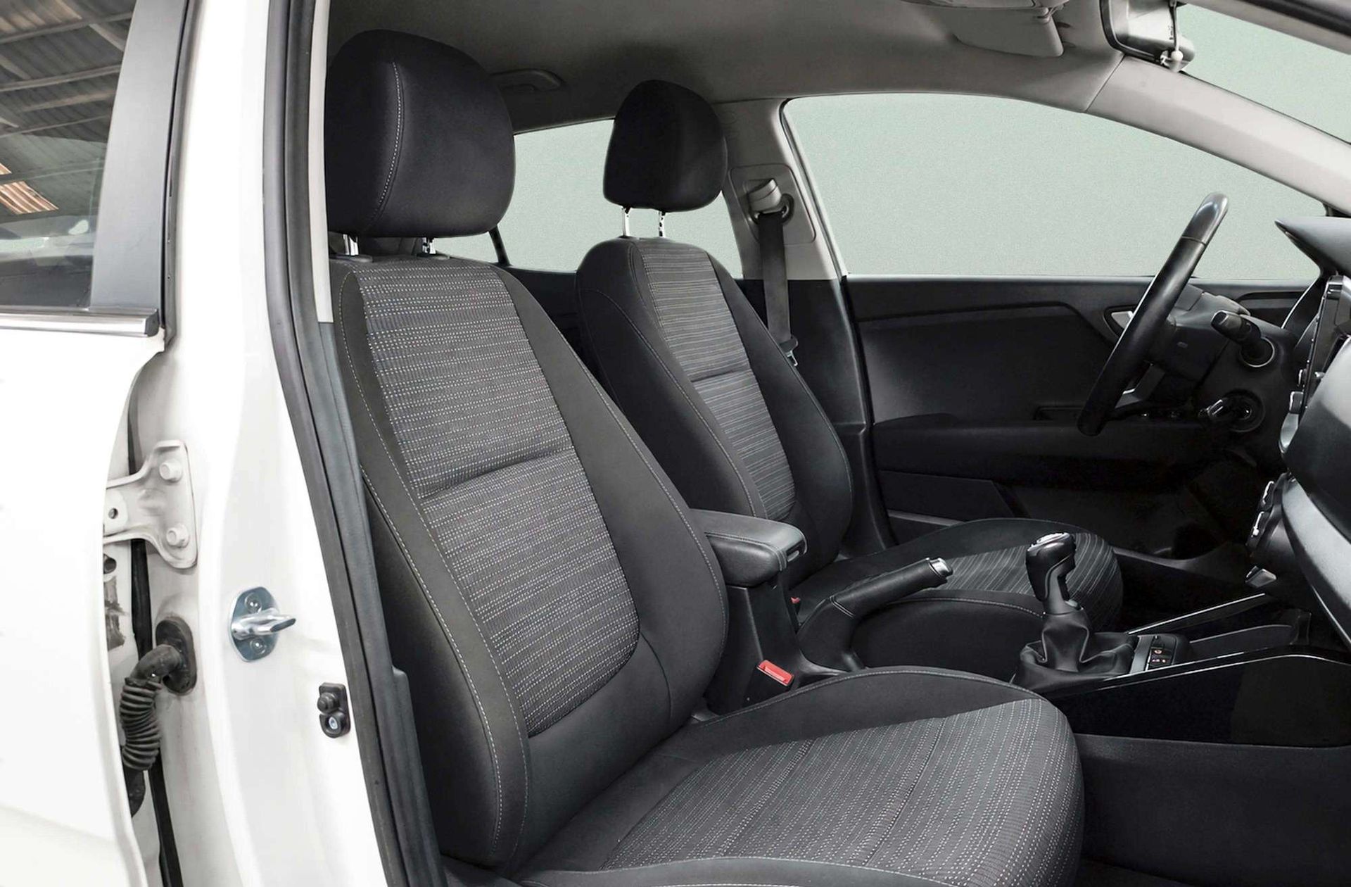 Kia Stonic 1.0 T-GDi Drive - foto 18