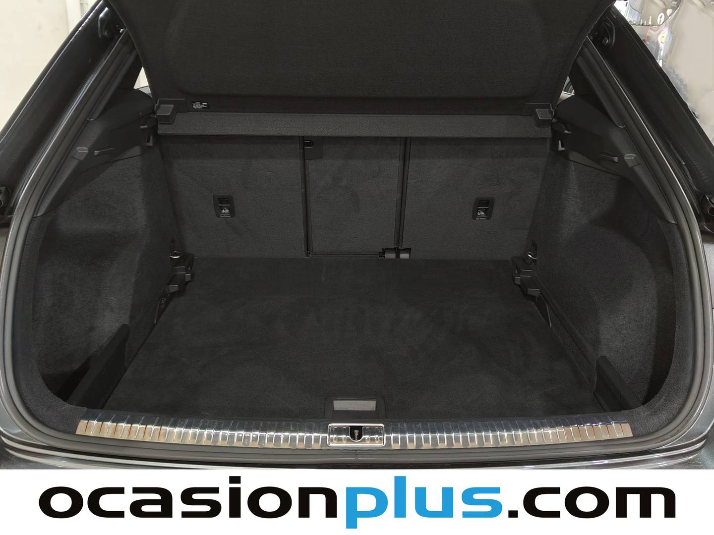 Fotos maletero Audi Q3 Audi Q3 Black line 35 TDI (150 CV) S tronic
