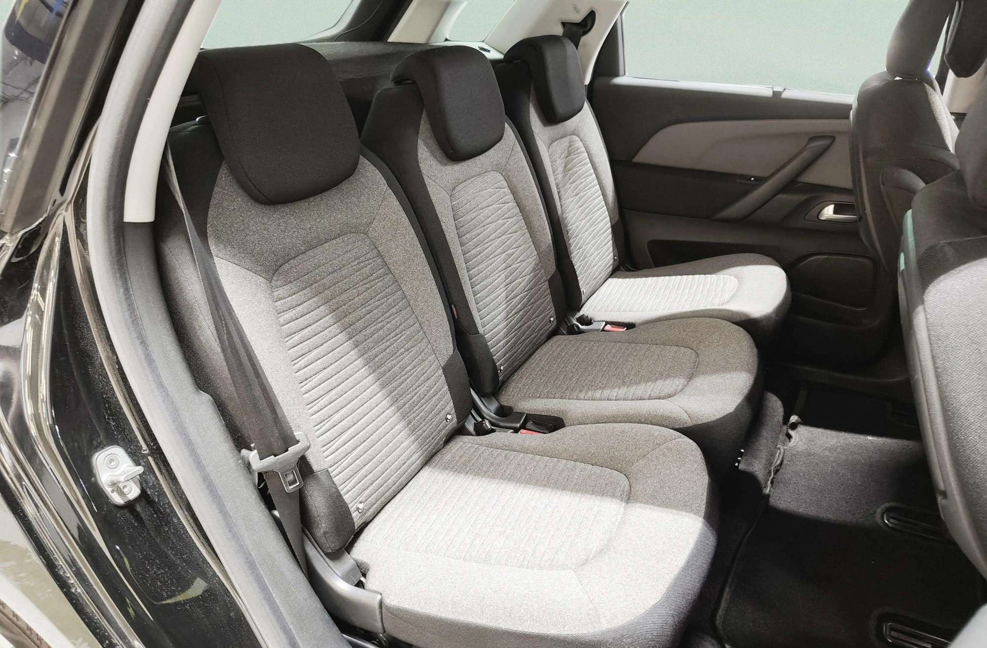 Citroën C4 Picasso 1.6 HDi Seduction - foto 17