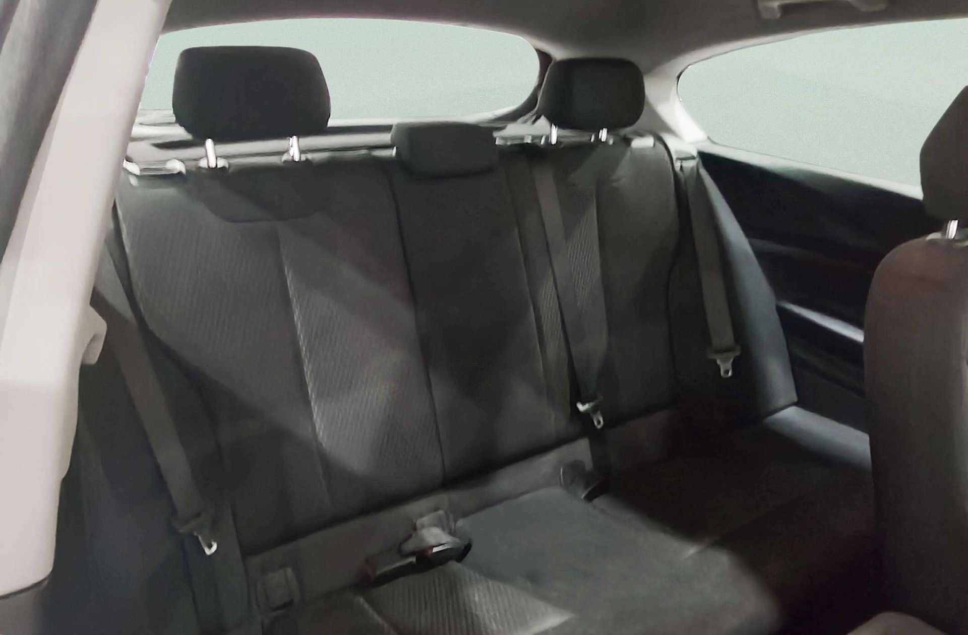 BMW Serie 1 118d - foto 19