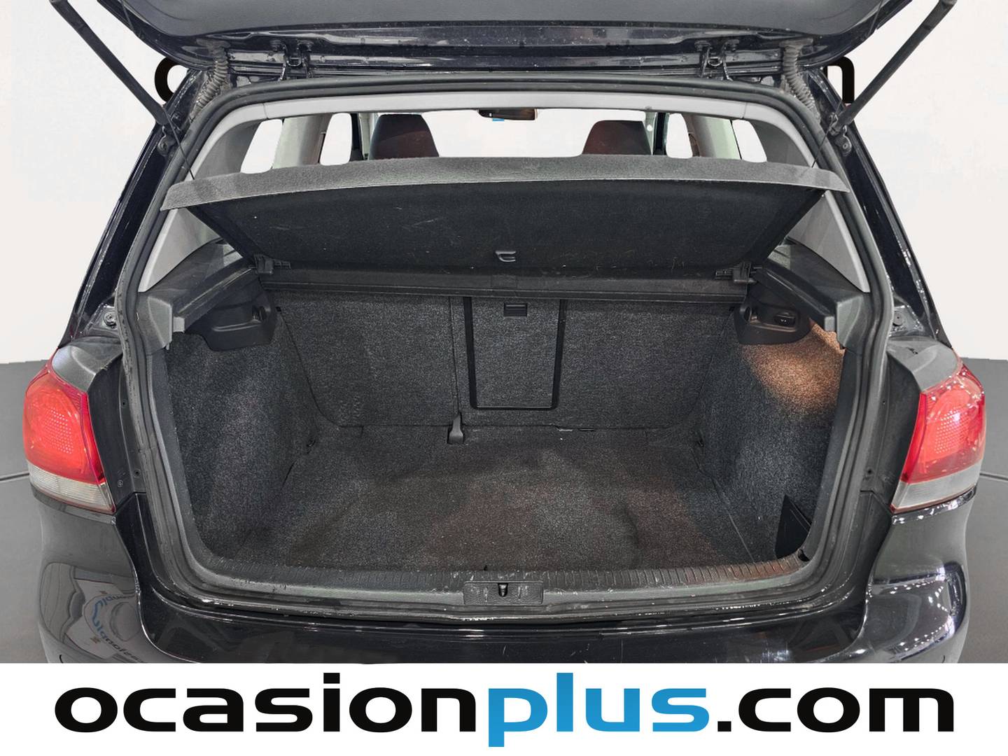 Fotos maletero Volkswagen Golf Volkswagen Golf Sport 1.6 TDI CR (105 CV)
