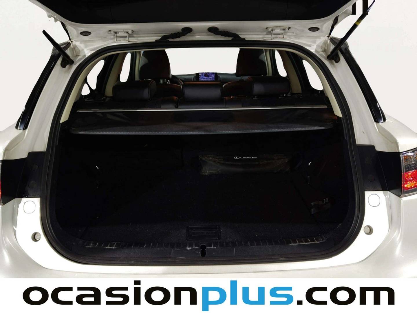 Fotos maletero Lexus CT Lexus CT 200h Sport Edition (136 CV)
