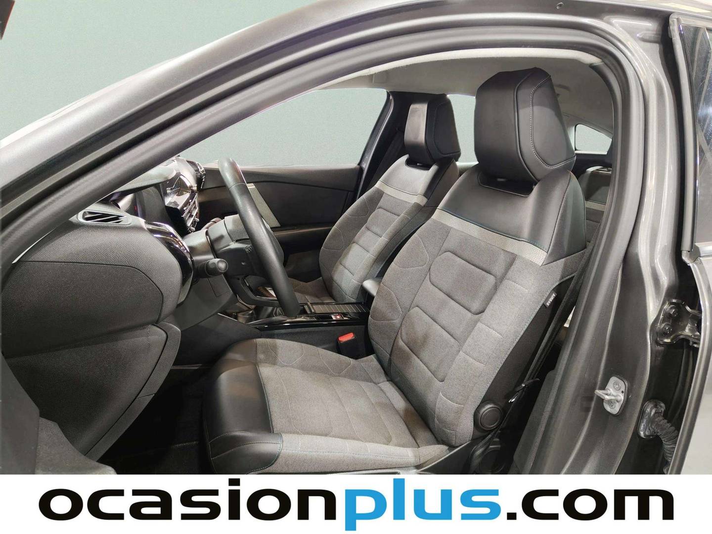 Foto Citroën C4 Citroen C4 PureTech 130 S&S 6v Feel Pack (130 CV)