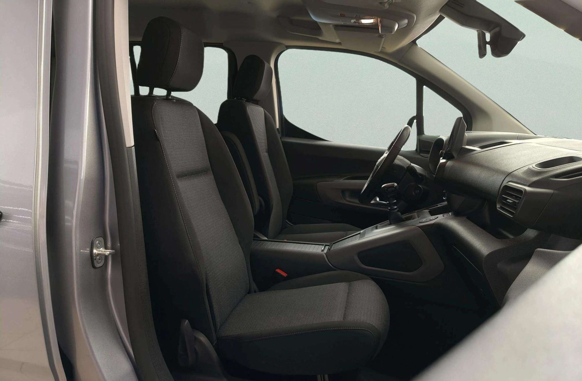 Toyota Proace City 1.5D Family Advance L1 - foto 19