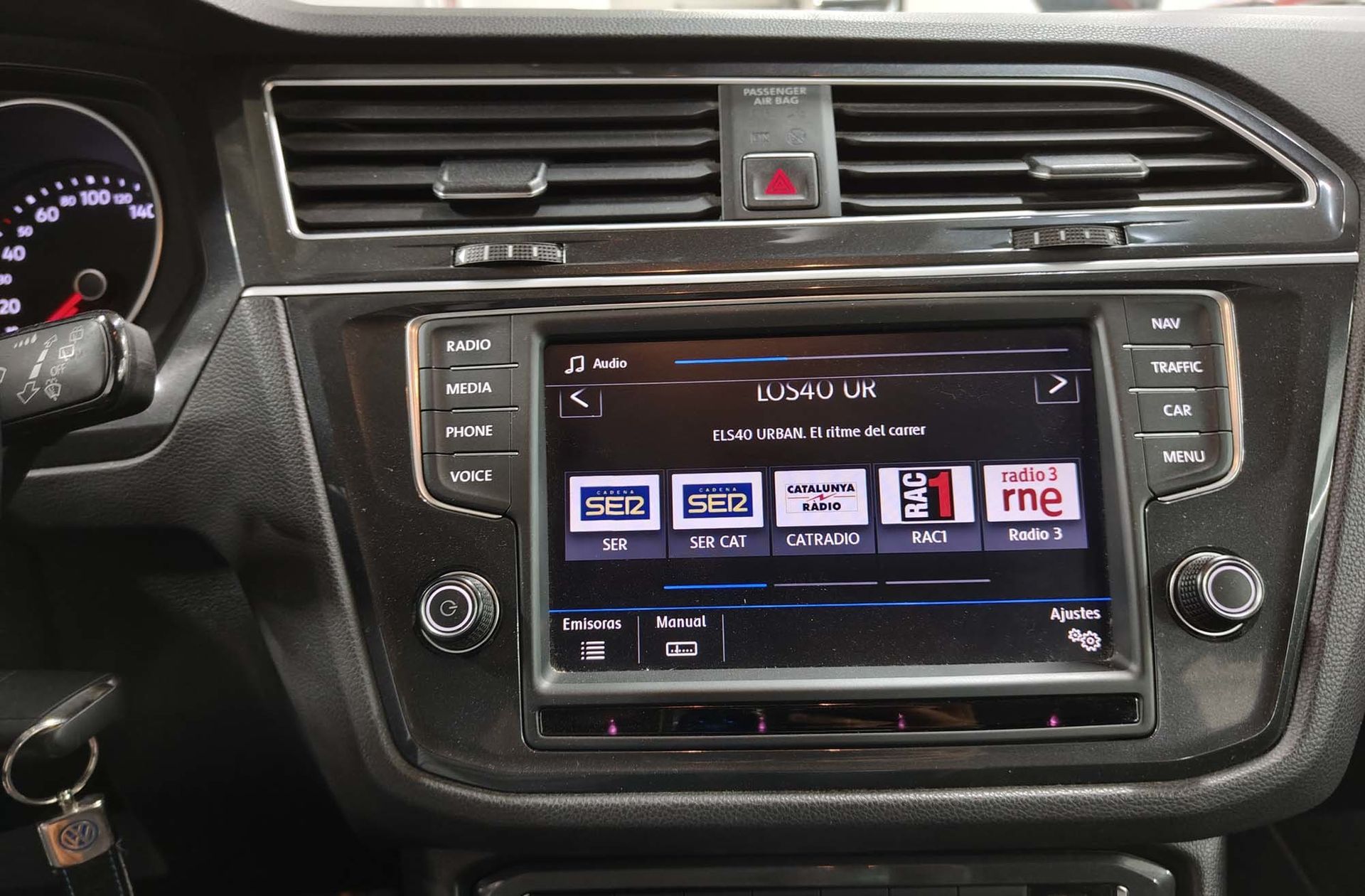 Volkswagen Tiguan Advance 2.0 TDI DSG - foto 32