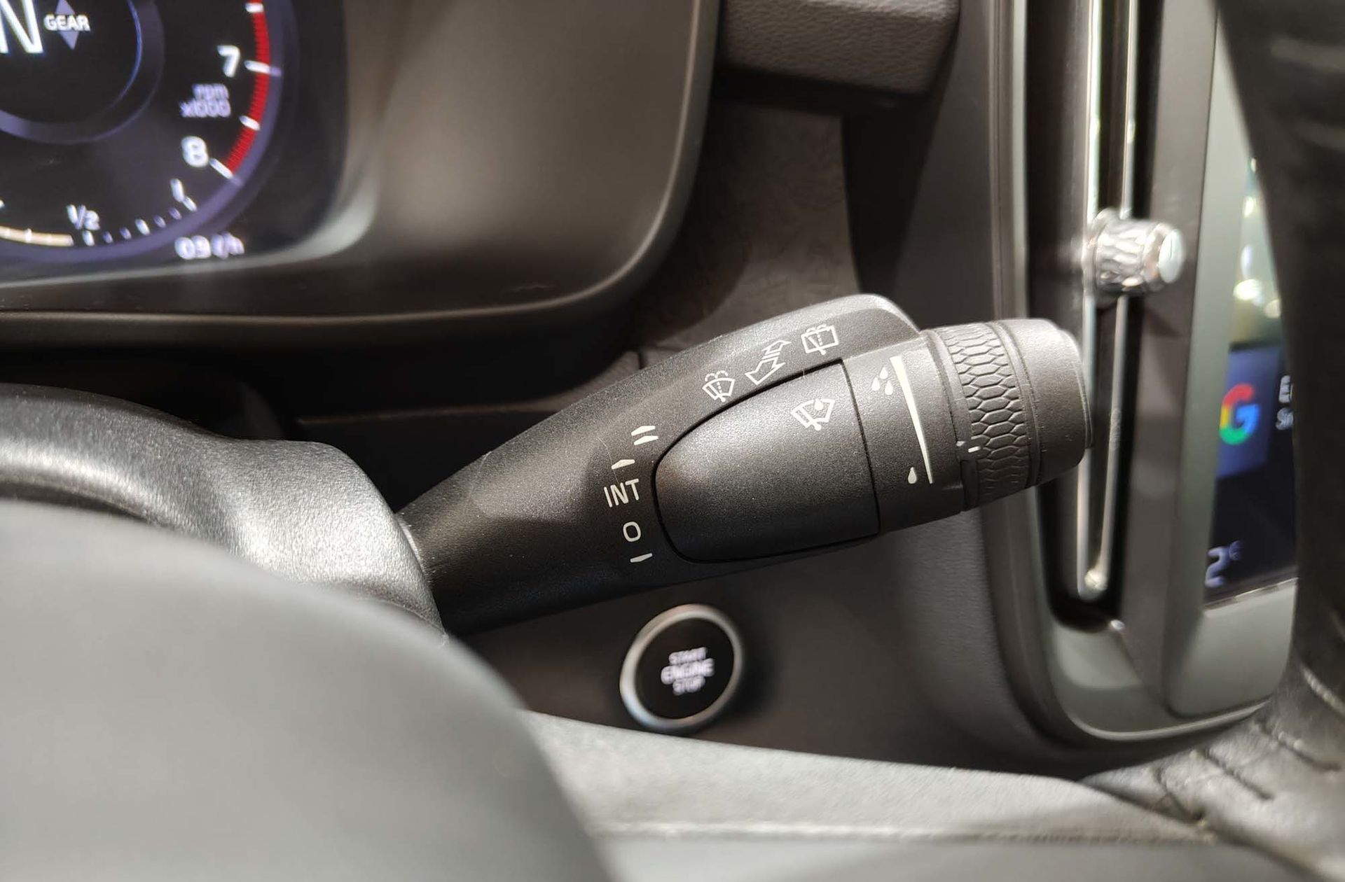 Volvo XC40 T3 - foto 33