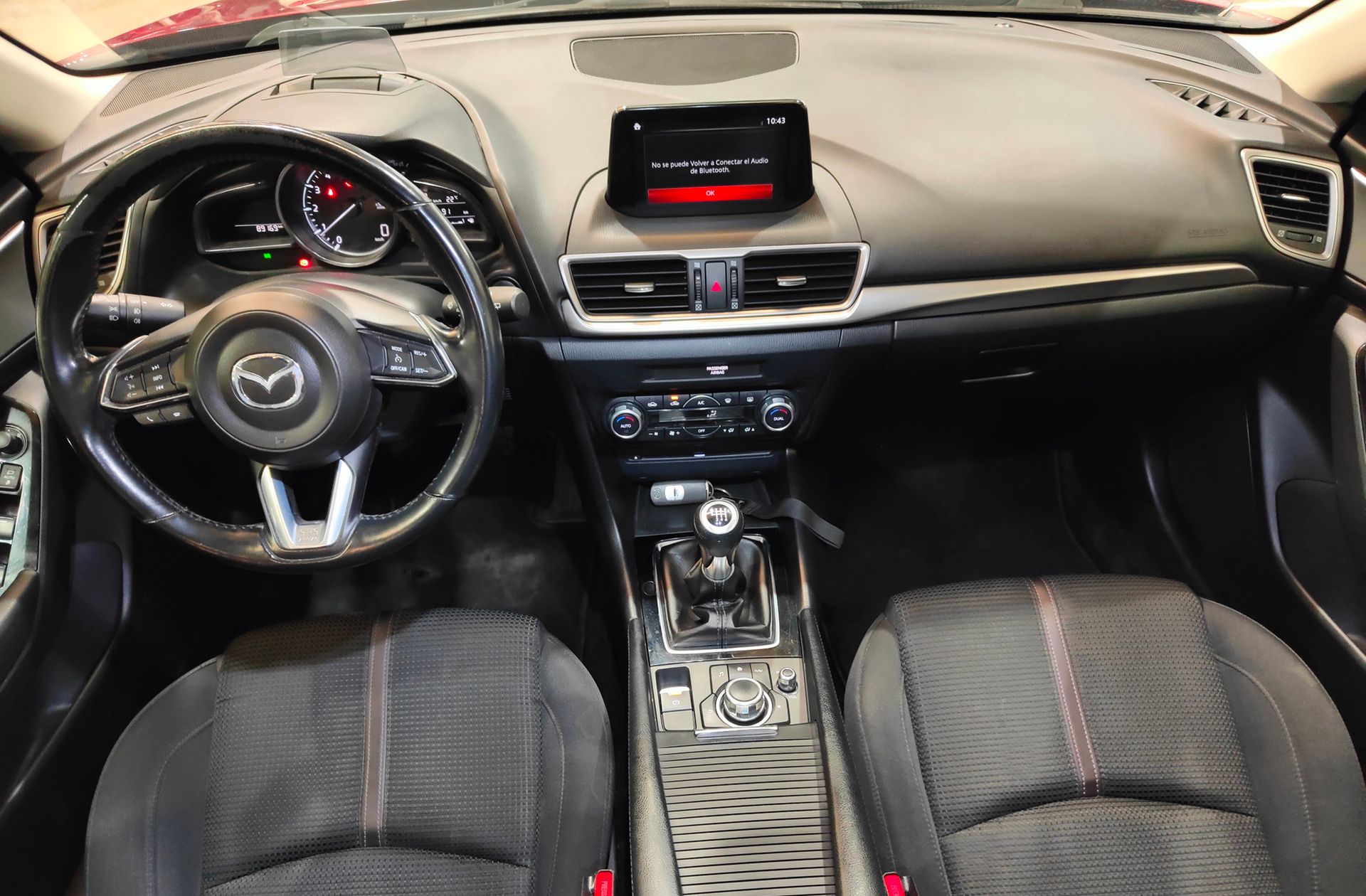 Mazda Mazda3 2.0 GE Black Tech Edition - foto 6