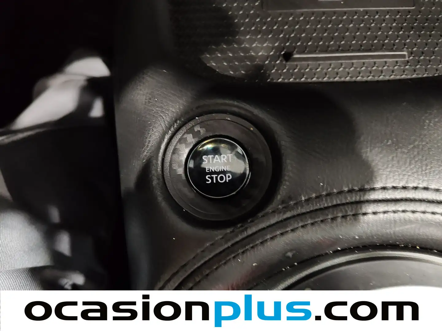 Foto Nissan JUKE Nissan Juke DIG-T N-Connecta 4x2 DCT (114 CV)