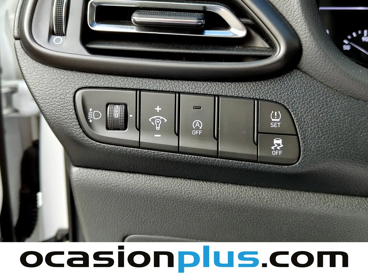 Foto Hyundai i30 Hyundai i30 1.5 DPI Klass SLX (110 CV)