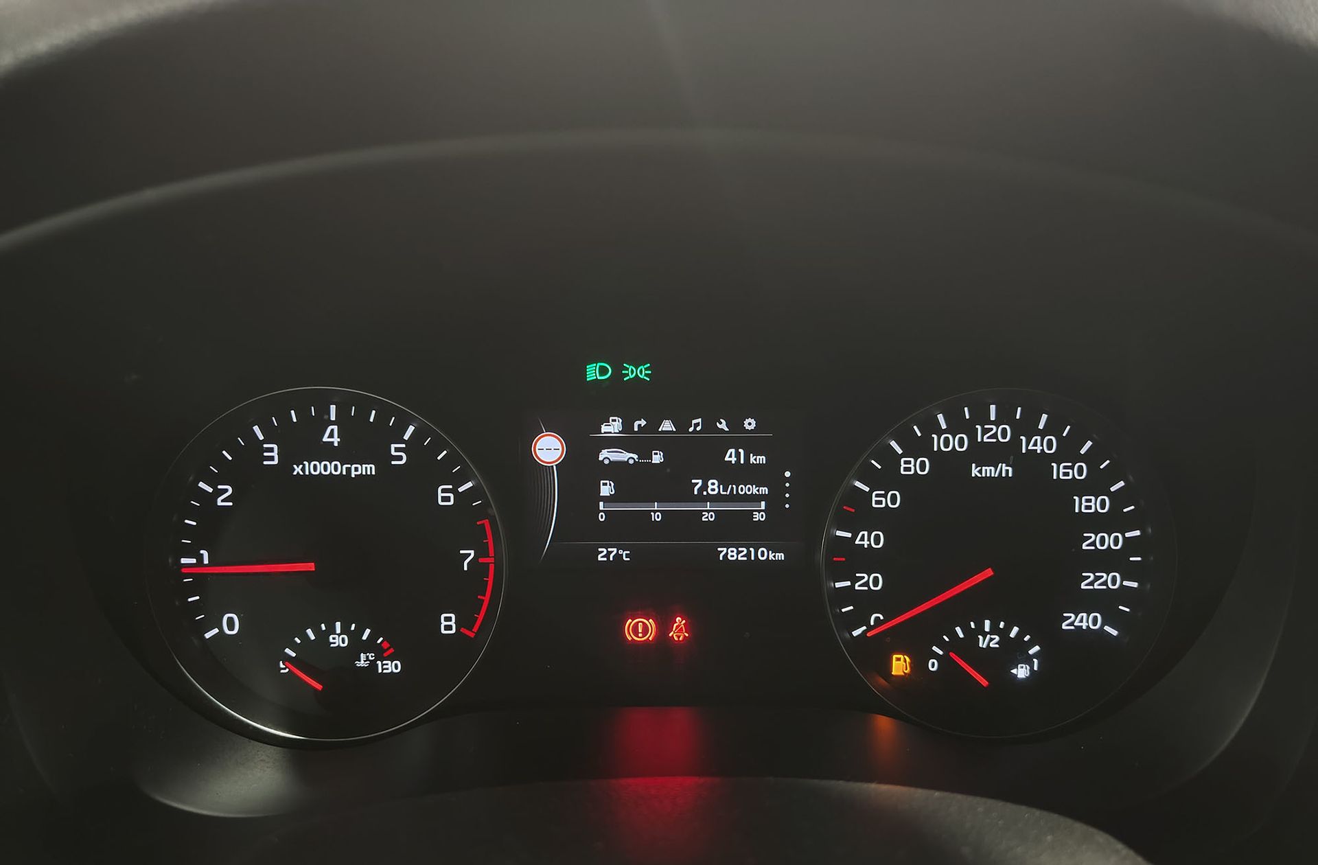 Kia Sportage 1.6 GDi x-Tech18 4x2 - foto 24
