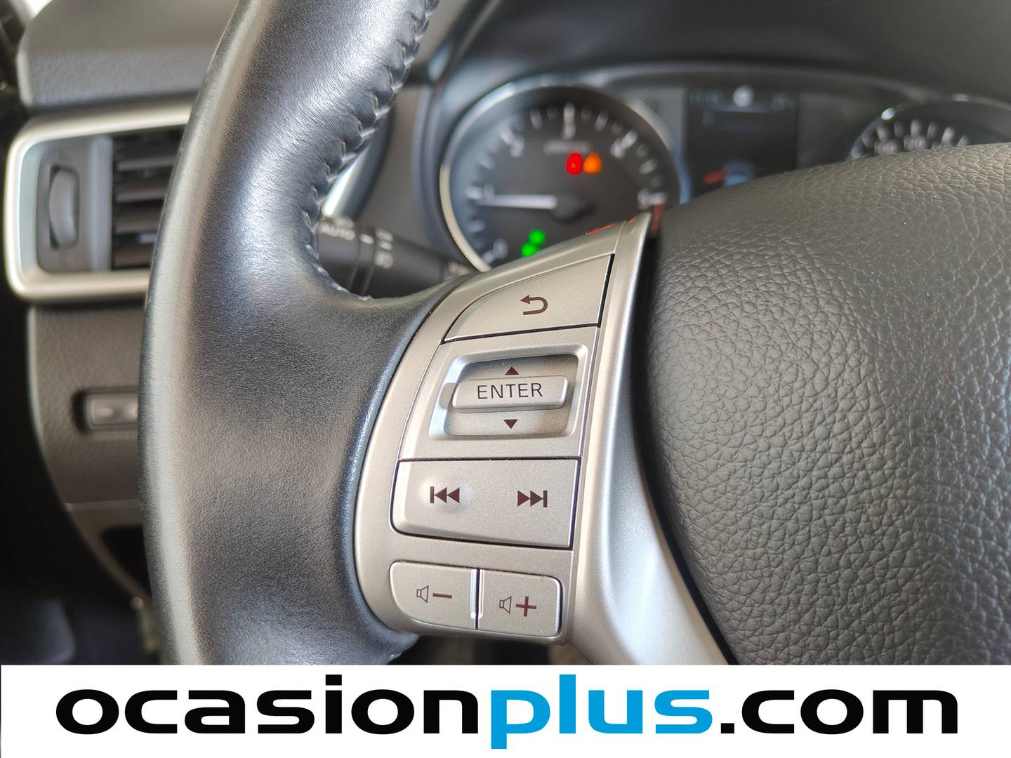 Nissan QASHQAI Nissan Qashqai 1.6 dCi N-Connecta 4x2 (130 CV) de segunda mano