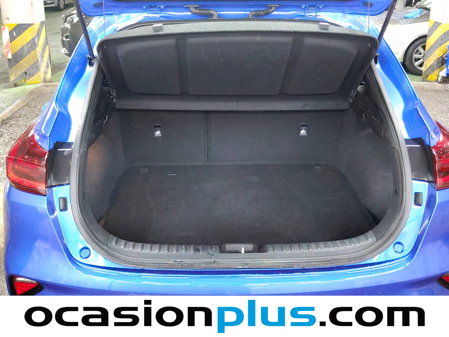 Foto asientos delanteros KIA XCeed KIA XCeed 1.0 T-GDi Drive (100 CV)