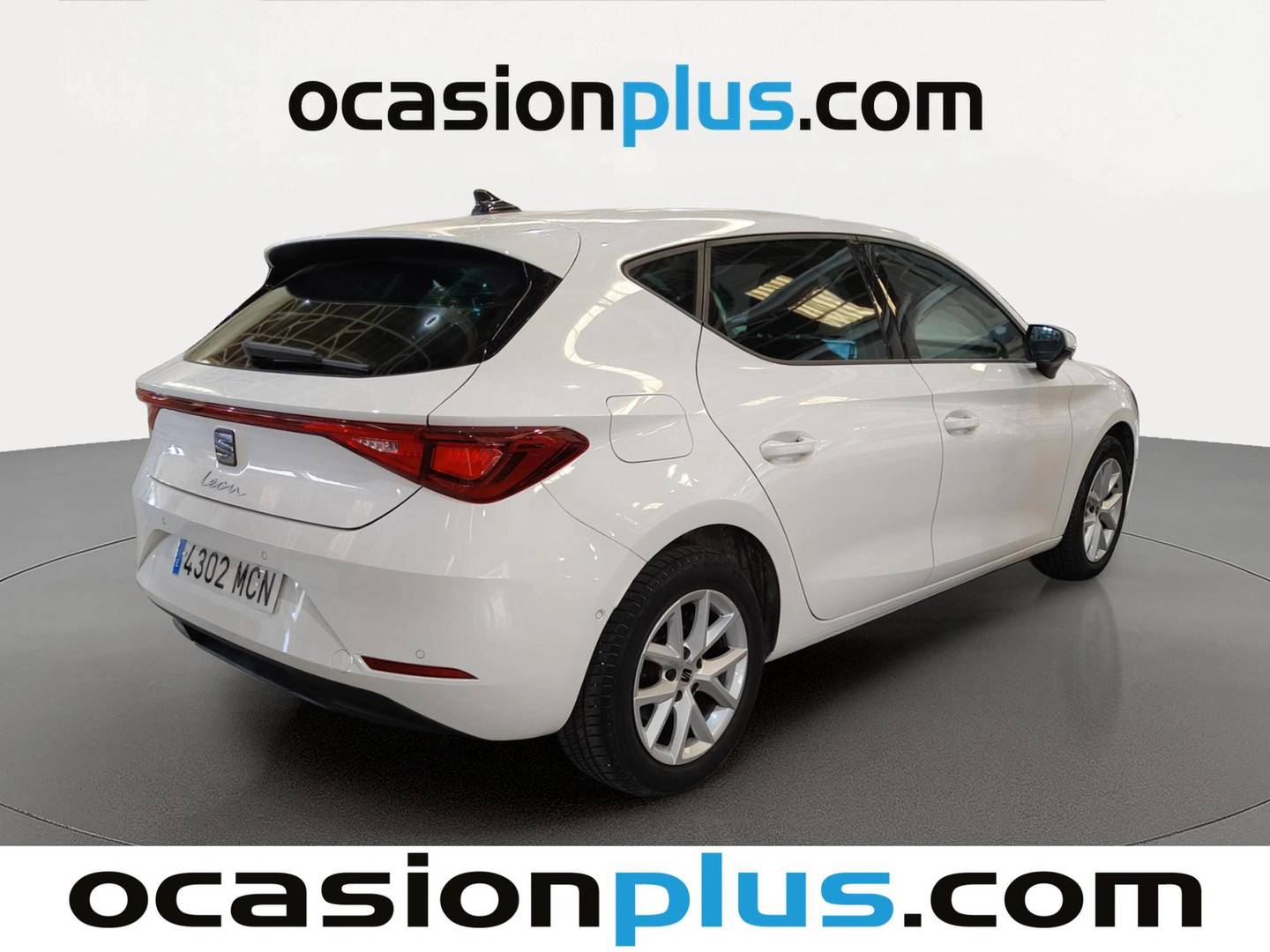 Foto trasera Seat León Seat León 1.0 TSI S&S Style XL (110 CV) izquierda