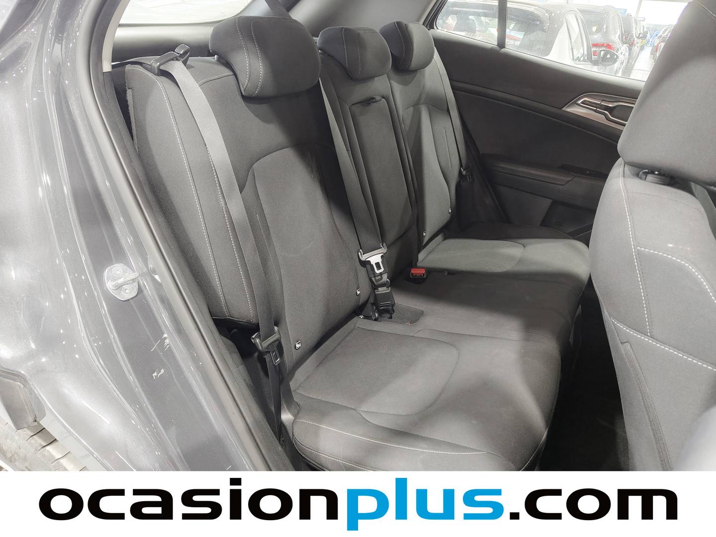 Foto KIA Sportage Kia Sportage 1.6 CRDi MHEV Business 4x2 (136 CV)