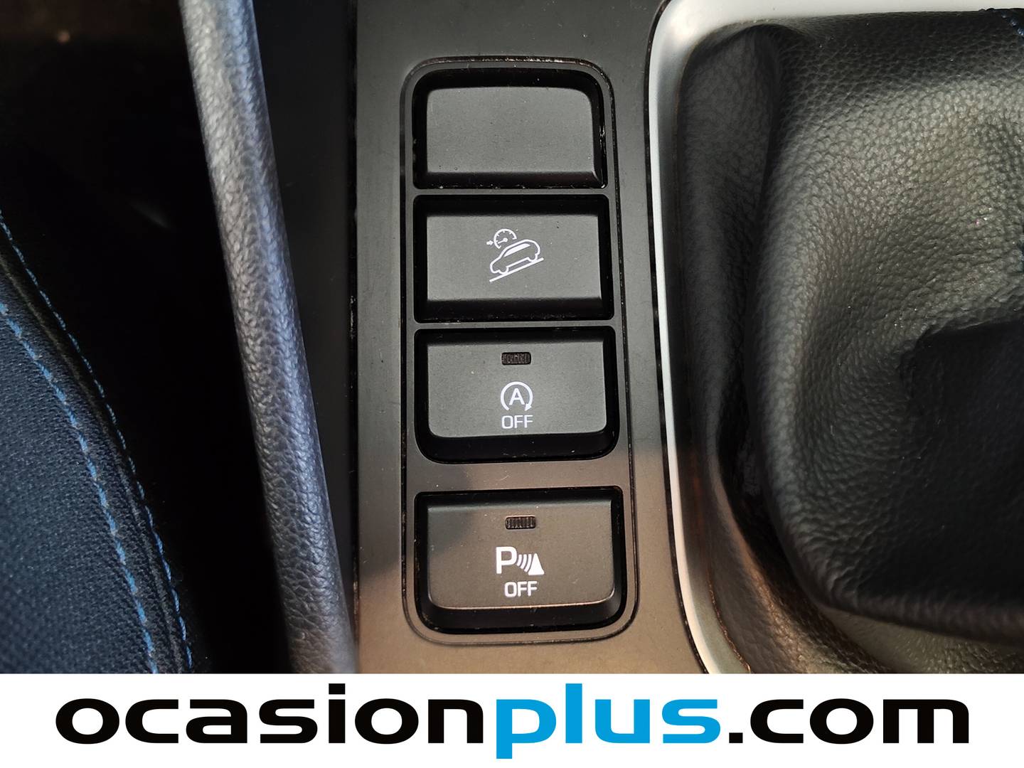 Equipamiento del Hyundai Tucson Hyundai Tucson 1.6 GDI BlueDrive Essence 4x2 (131 CV)