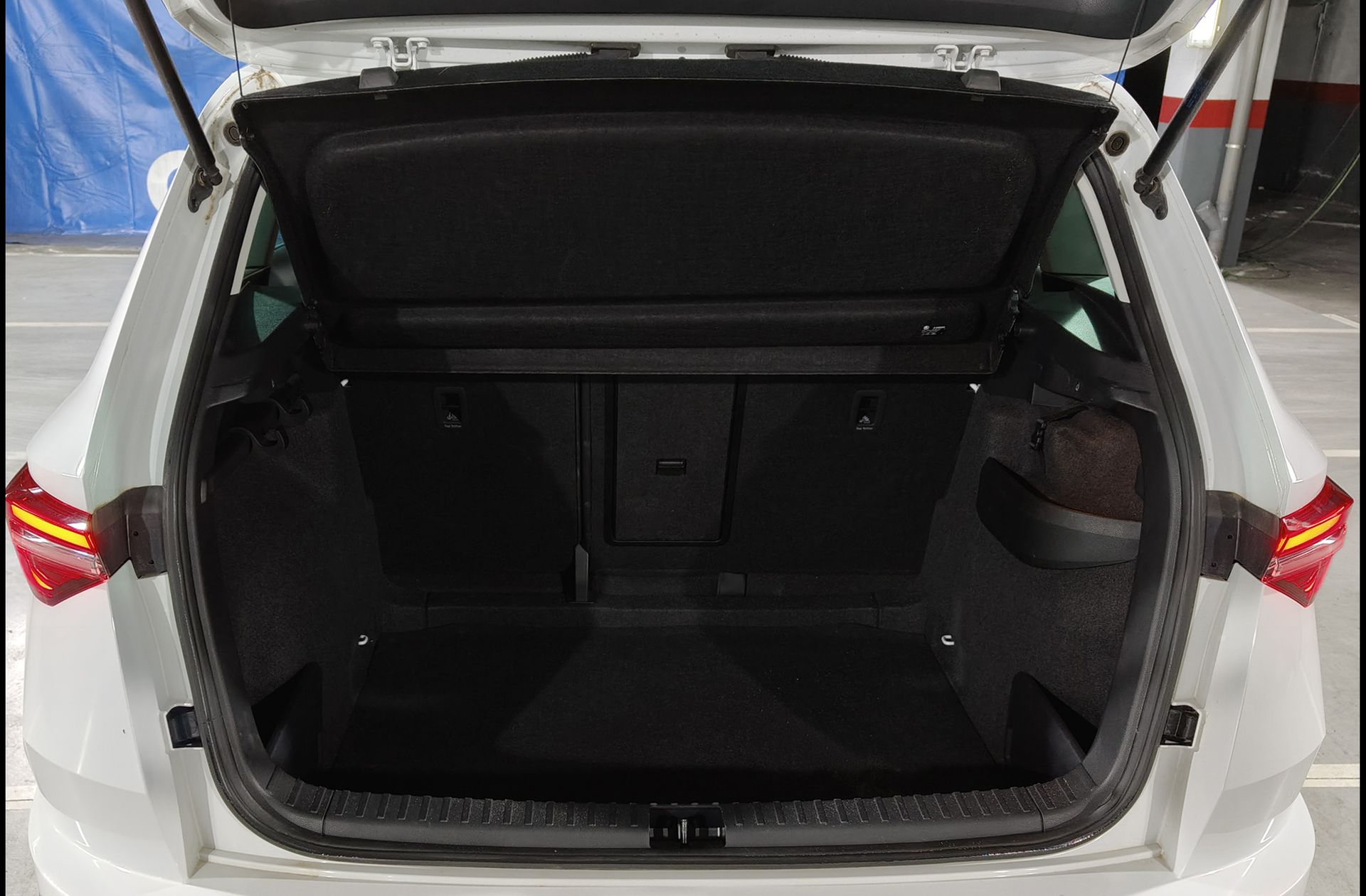 Škoda Karoq 2.0 TDI Selection - foto 20
