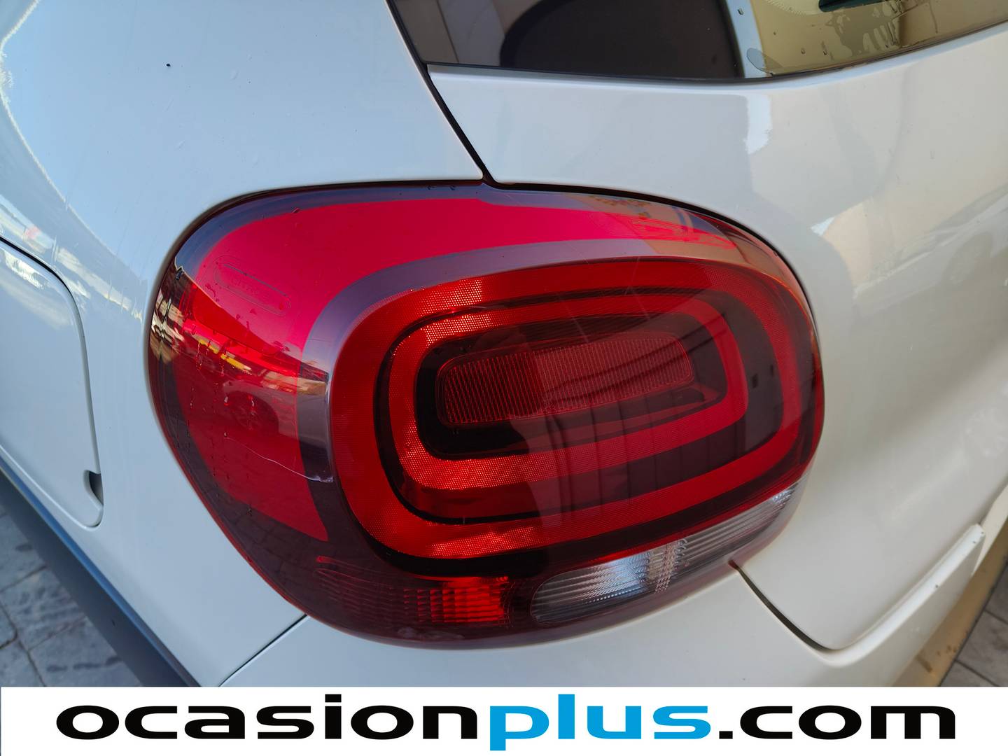 Extras y acabados del Citroën C3 Citroen C3 PureTech 83 Feel (83 CV)