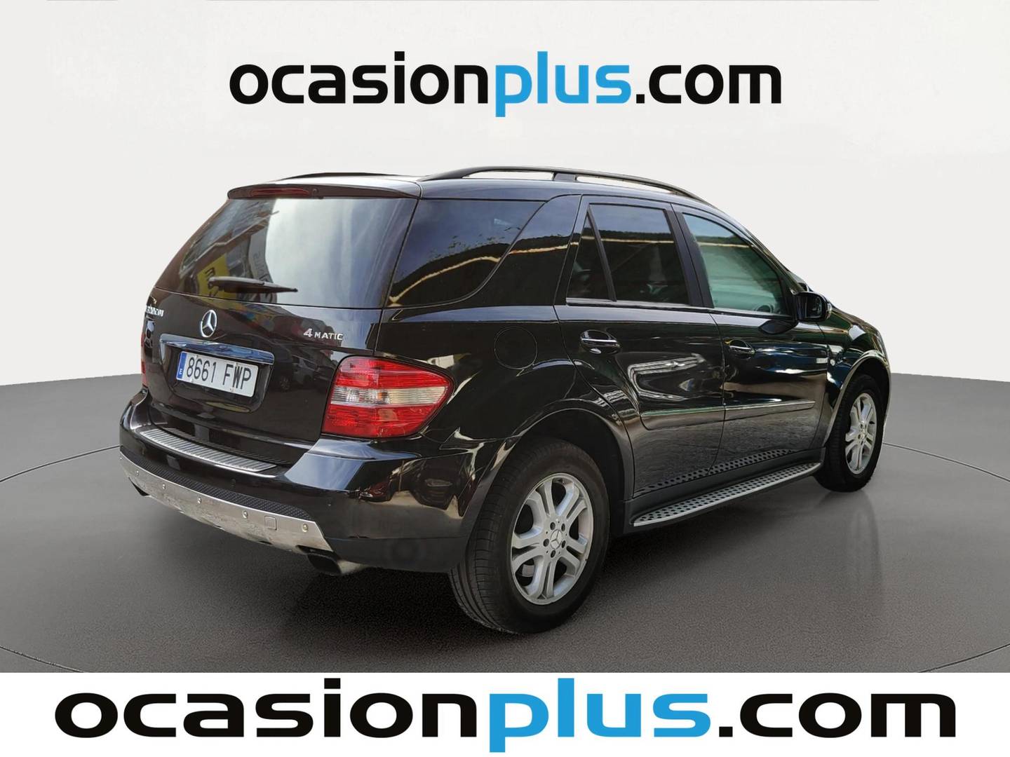 Foto trasera Mercedes Clase M Mercedes Clase M ML 320 CDI (224 CV) izquierda