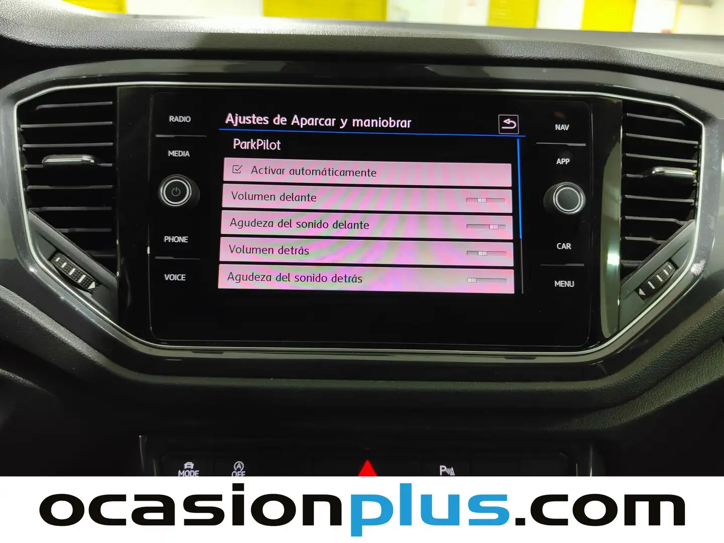 Foto Volkswagen T-Roc Volkswagen T-Roc 1.5 TSI (150 CV) DSG