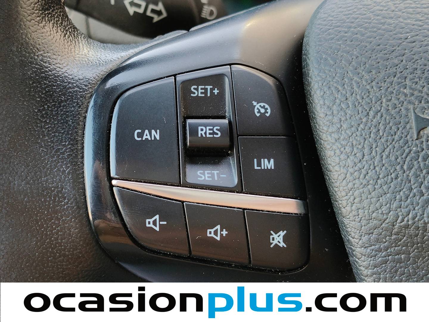 Equipamiento del Ford Transit Ford Transit Furgon 350 L3H2 Trend RWD (130 CV)