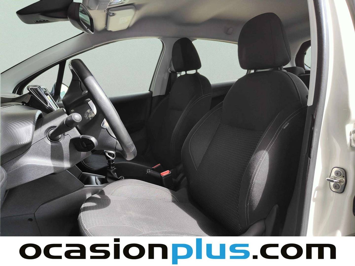 Foto asientos delanteros Peugeot 208 Peugeot 208 PureTech 110 S&S Tech Edition (110 CV)