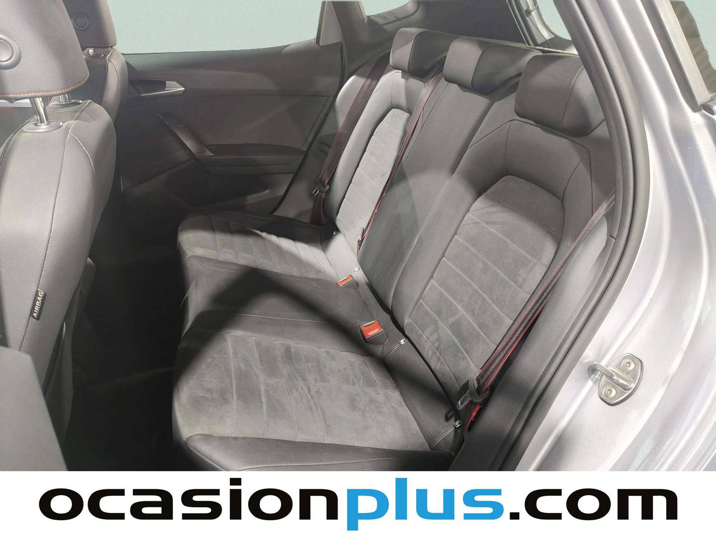 Foto asientos traseros Seat Arona SEAT Arona 1.5 TSI FR XM DSG (150 CV)