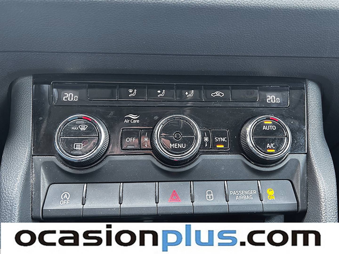 Foto Skoda Karoq Skoda Karoq 1.5 TSI ACT Ambition (150 CV)