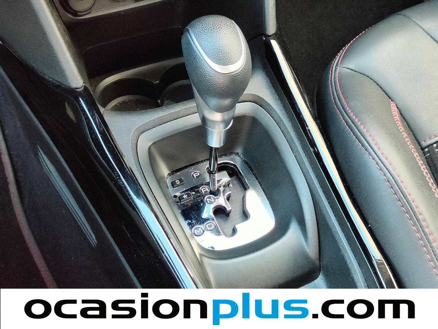 Foto Peugeot 2008 Peugeot 2008 BlueHDi 120 GT Line EAT6 (120 CV)