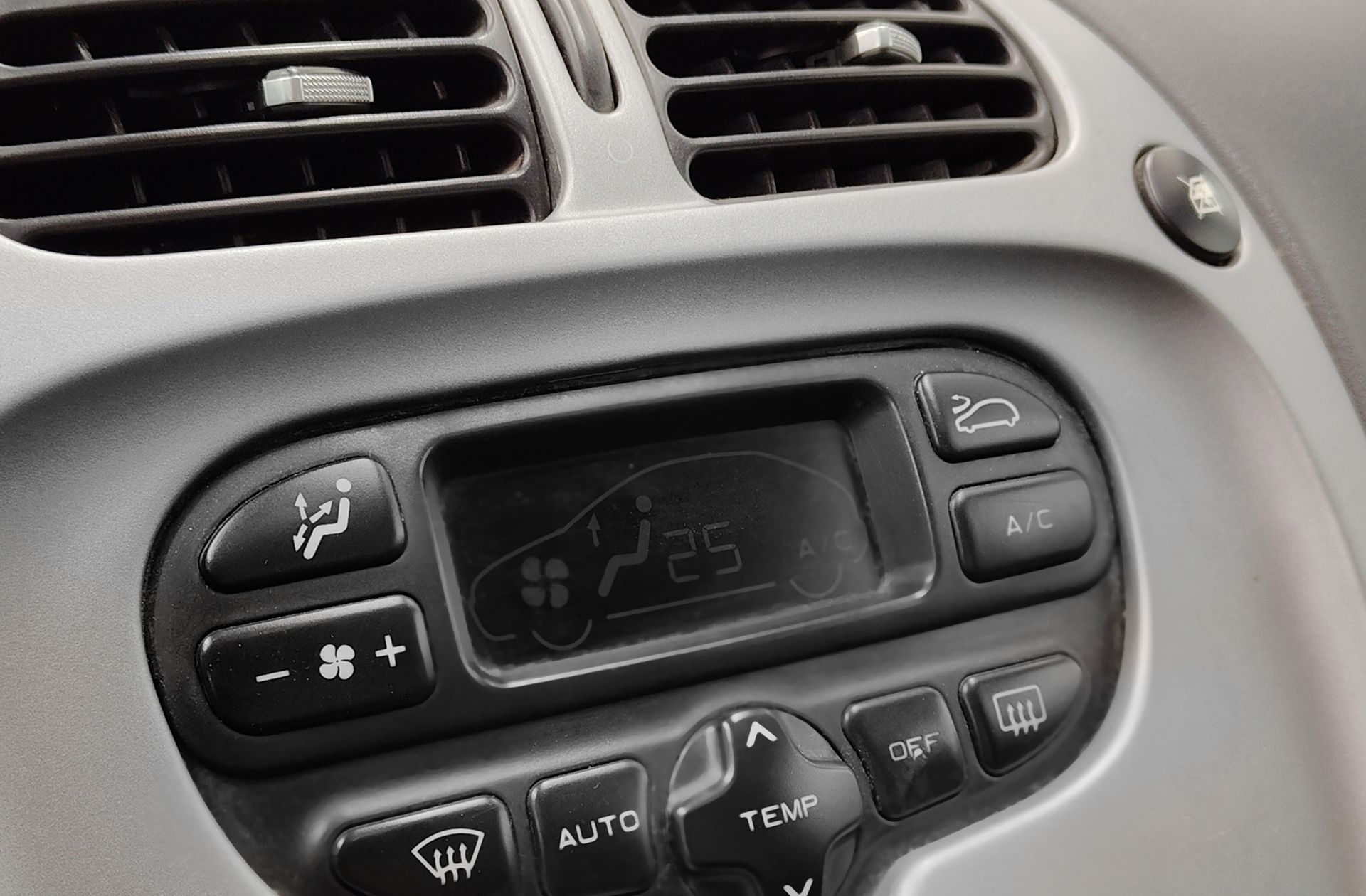 Citroën Xsara Picasso 1.6 Exclusive - foto 23